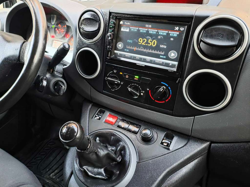 Peugeot b9
