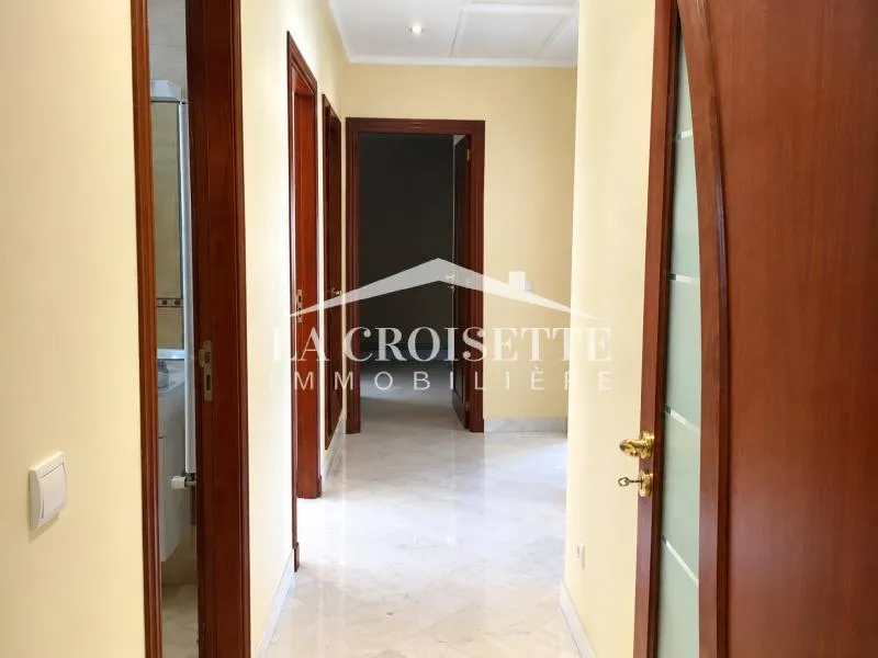 Appartement S+4 avec vue sur lac au Lac1 MAL0706