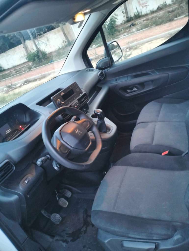 Peugeot partner k9 diesel 