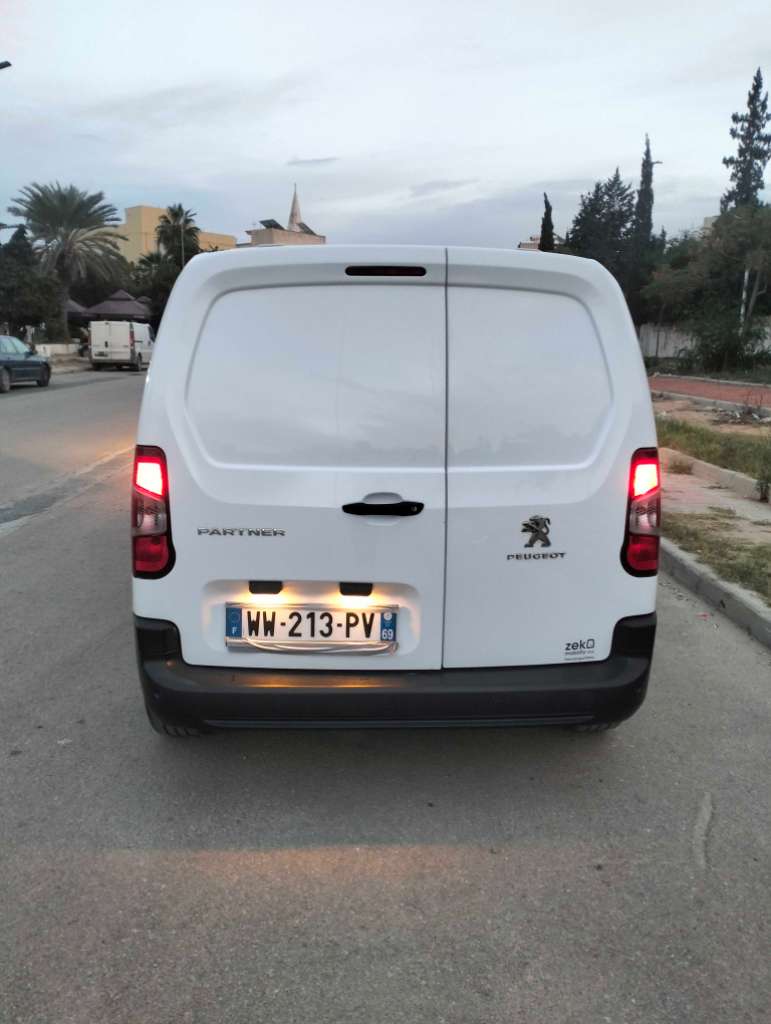 Peugeot partner k9 diesel 