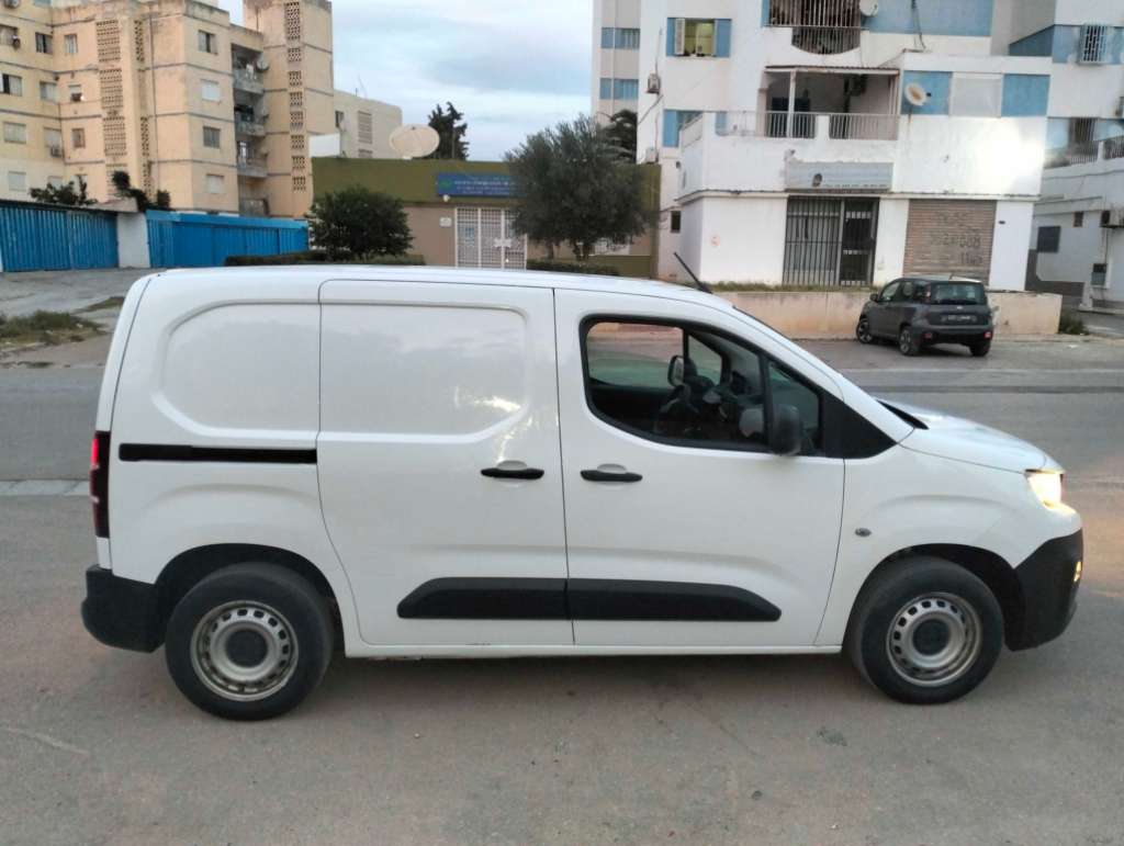 Peugeot partner k9 diesel 