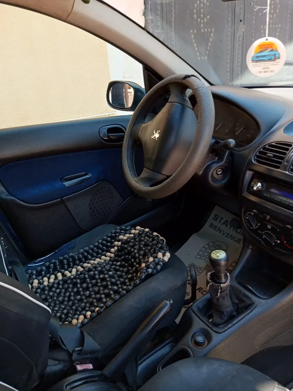 A vendre Peugeot 206 en bonne état 