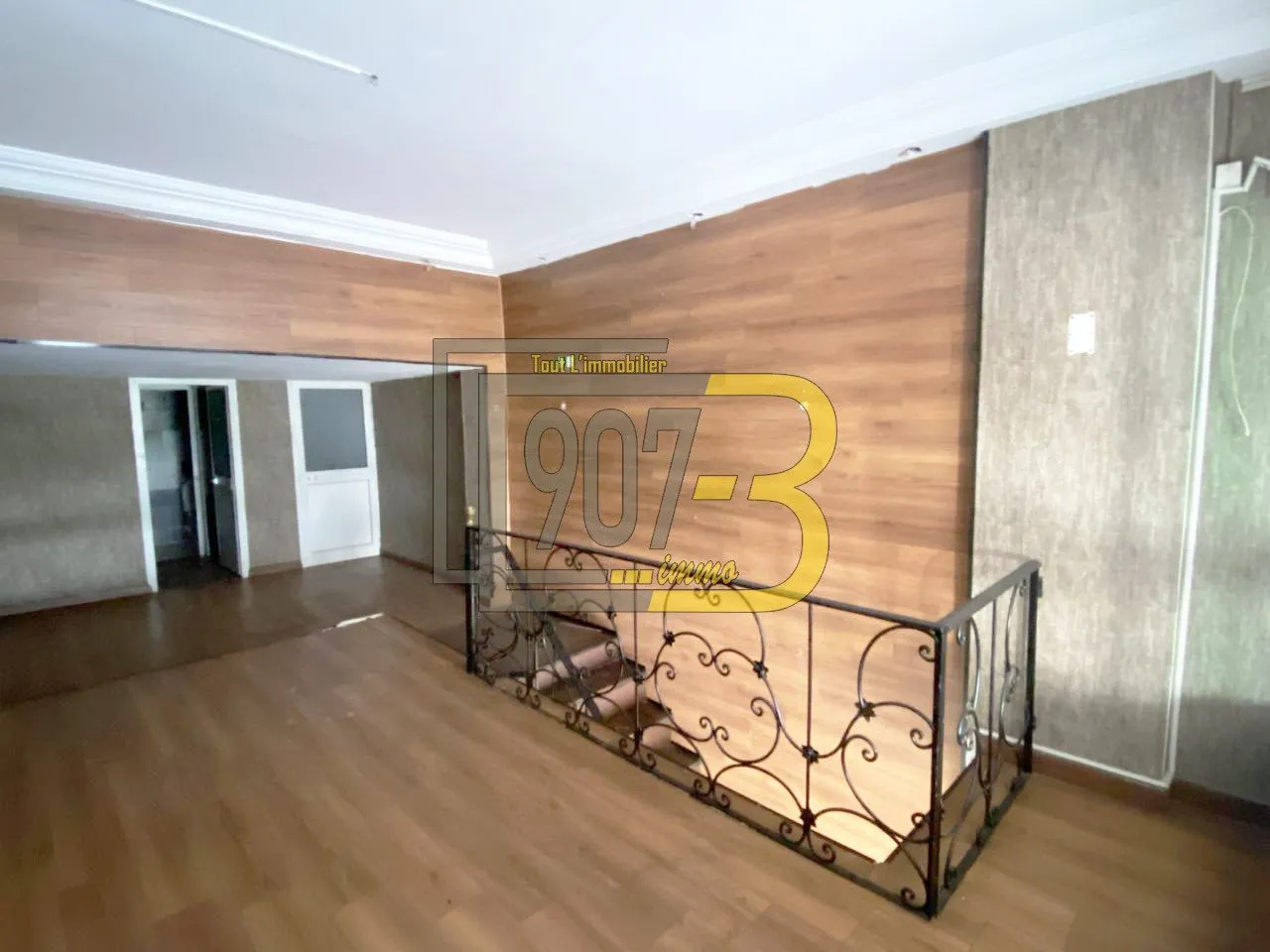 Local Commercial à Louer – Ennasr 2