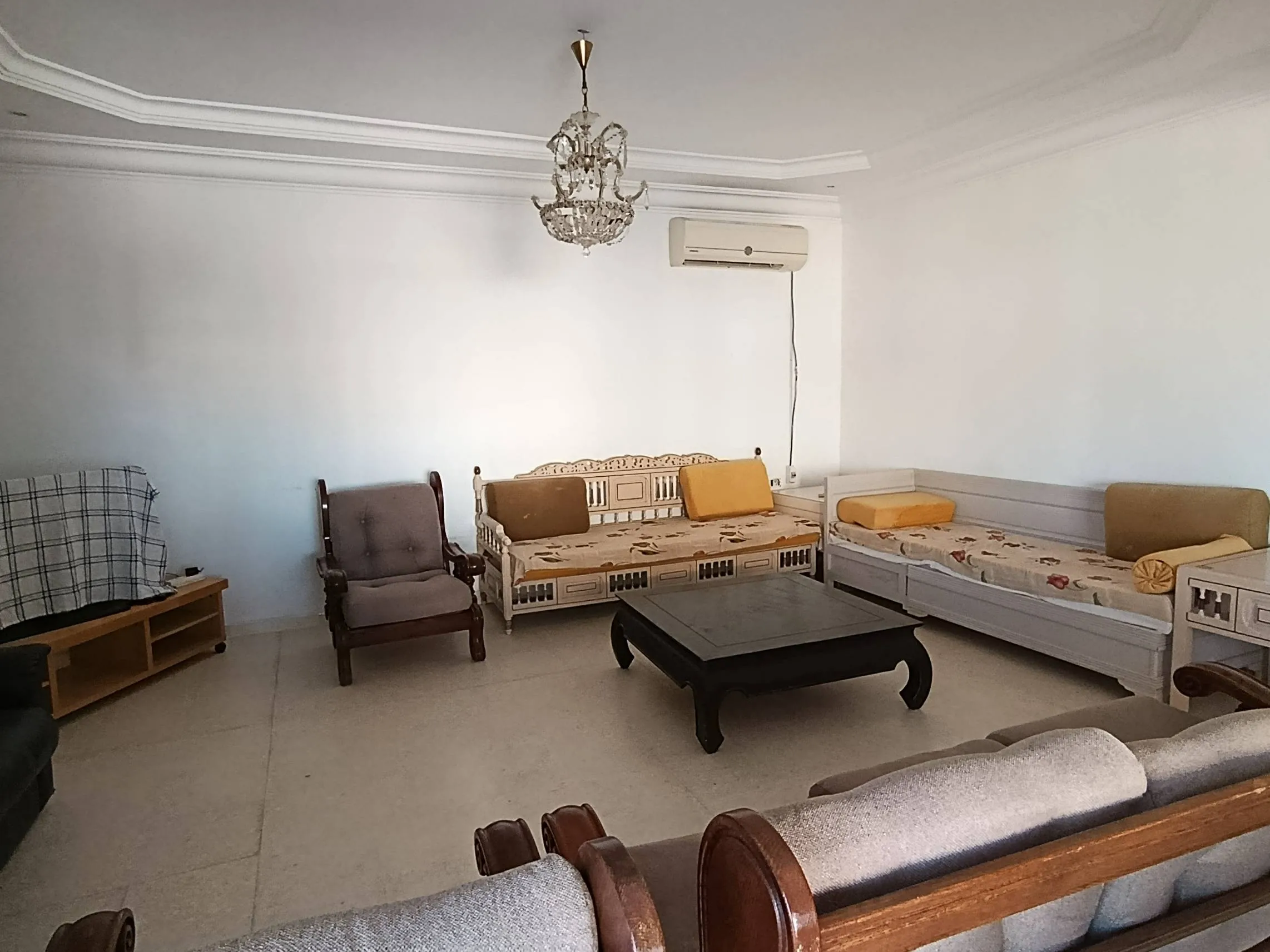 Villa Exceptionnelle à Mansoura - Petit Paris