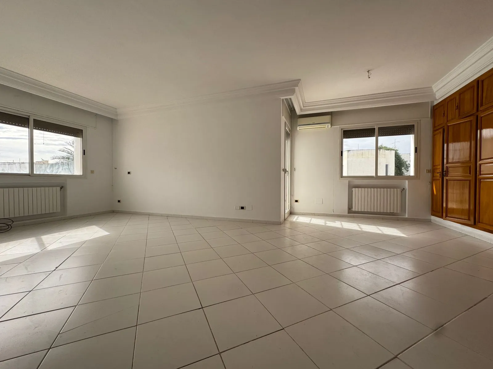 A Louer Une Villa à usage habitation ou bureautique à Menzah 9A