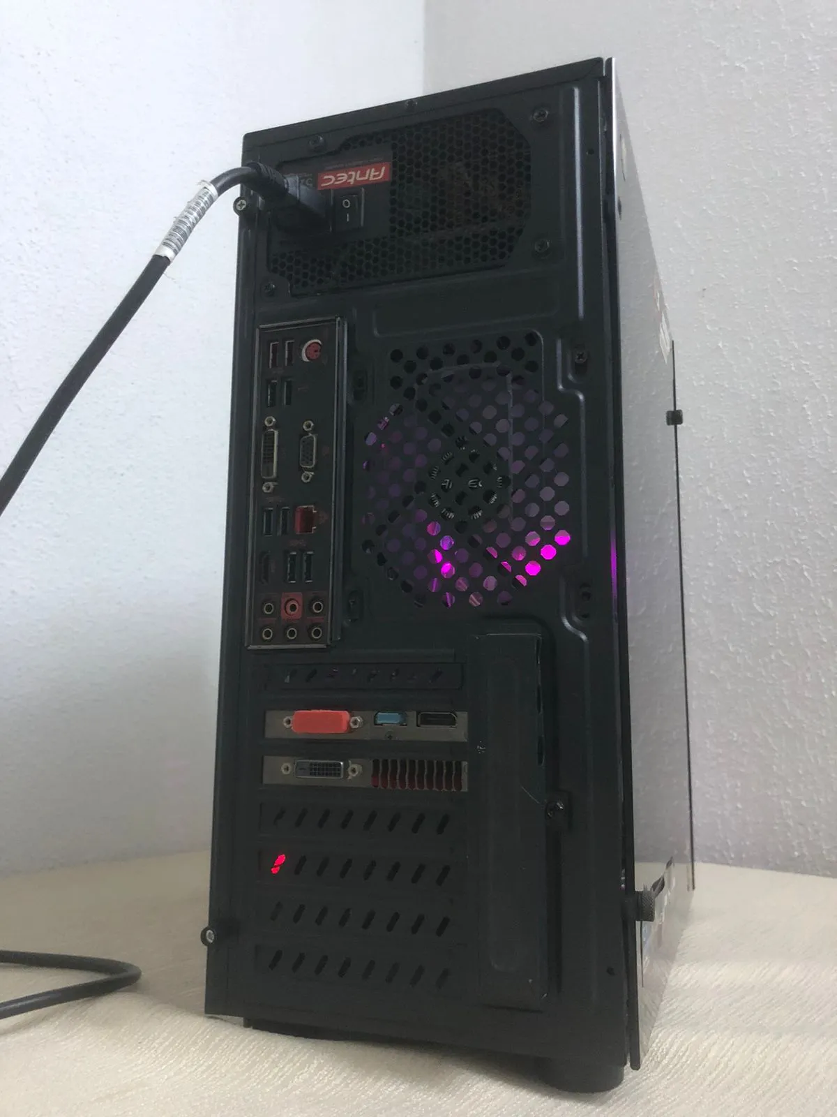 Pc Gamer i7 4790K GTX 970 8Go SSD 256 HDD 2TB