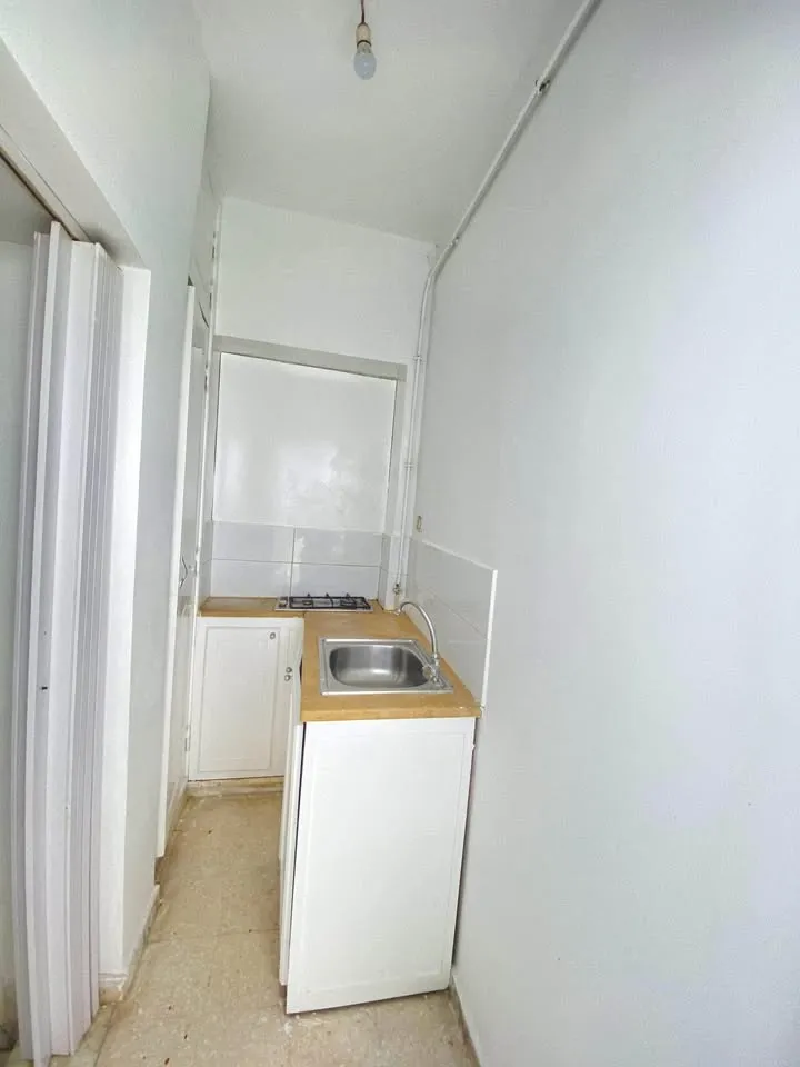 un appartement s+0 situé à ennaser 1