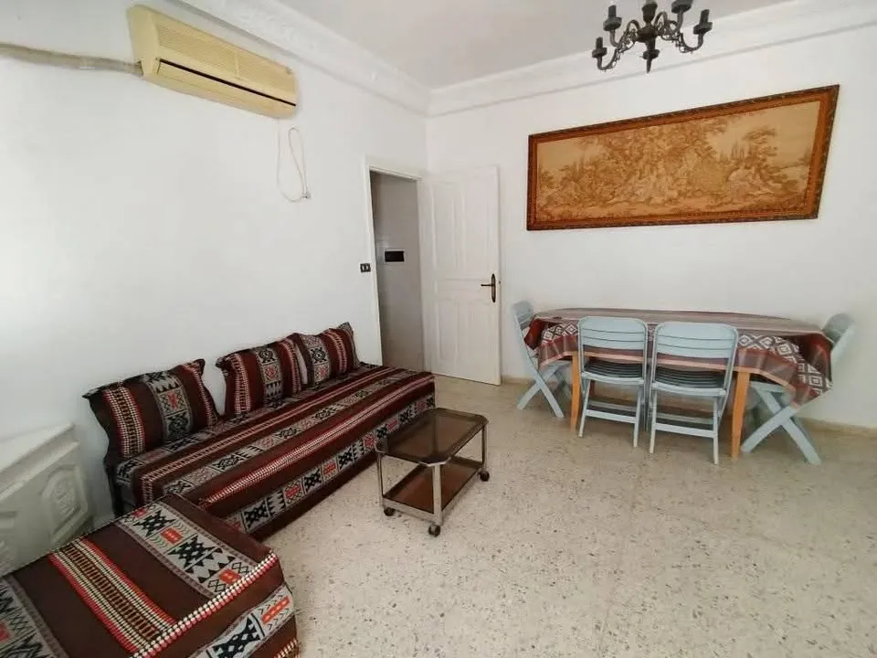 RDC a louer prés les commerces 29730412