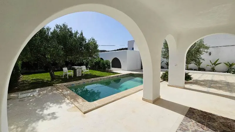Villa GERANIUM (Réf: V2769)