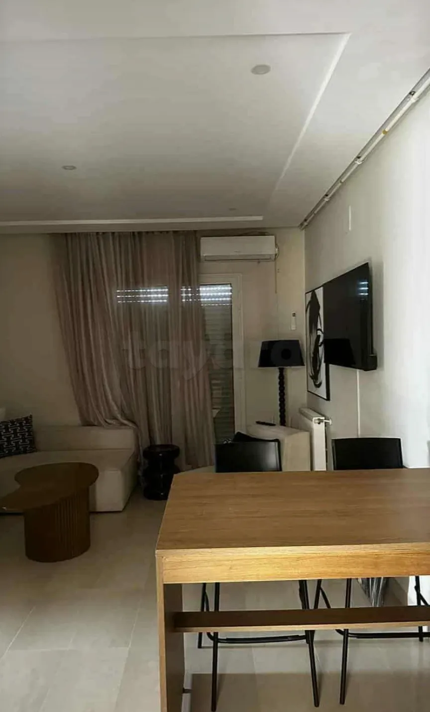 Location S1 meublé à Chotrana 1