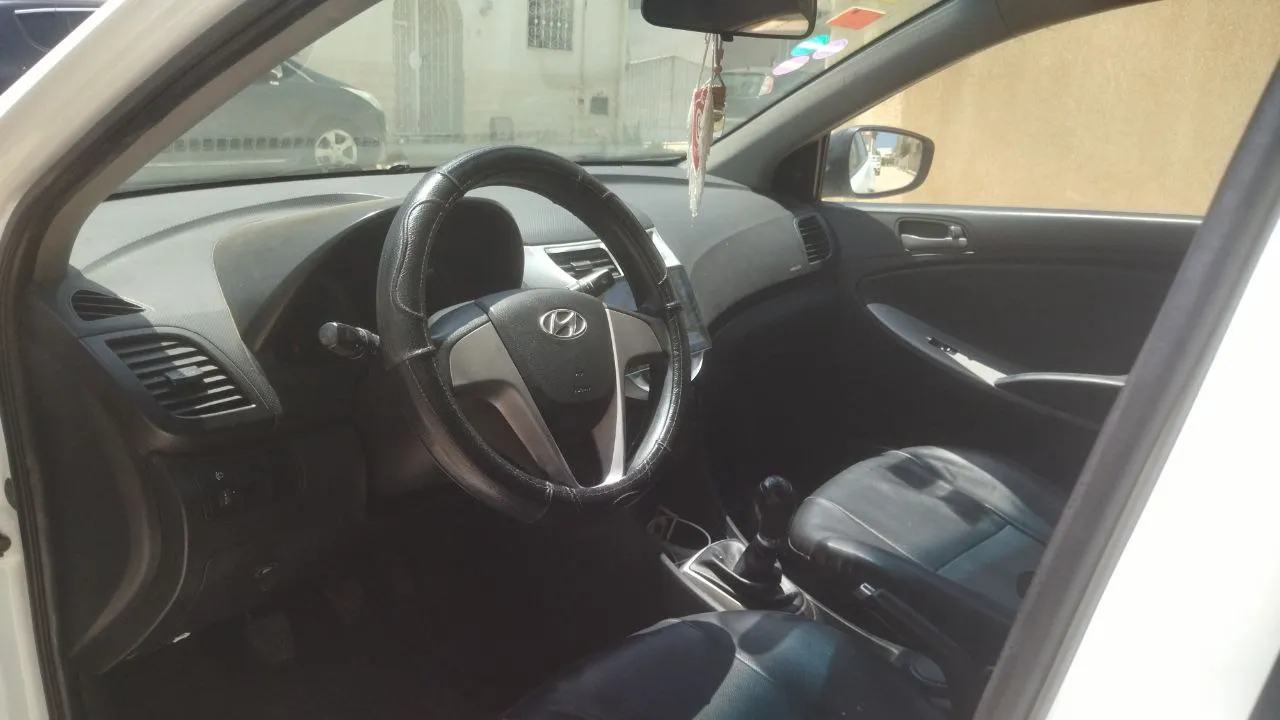 Hyundai Accent (Solaris) à vendre