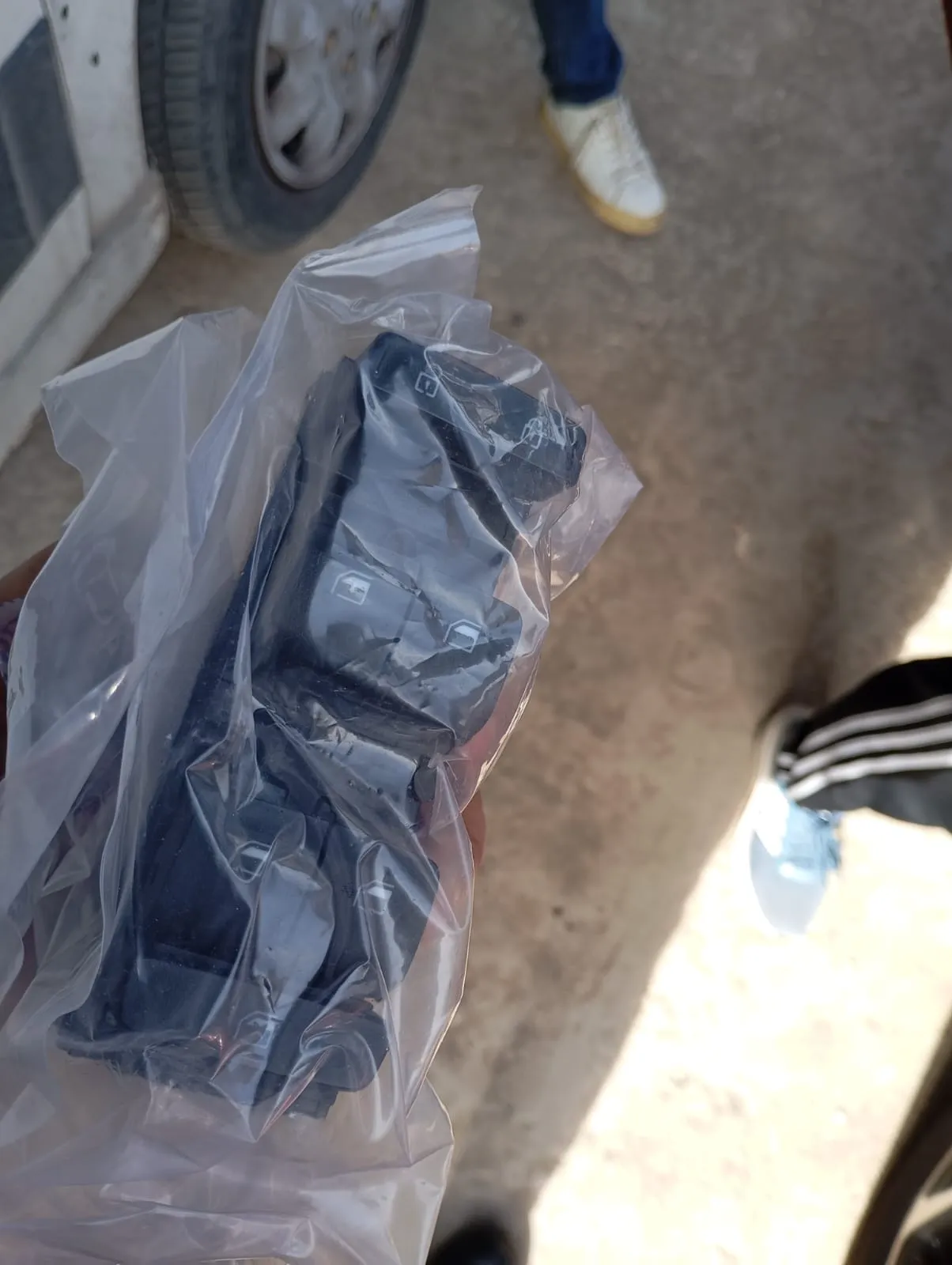 Bouton viltre hyundai i10