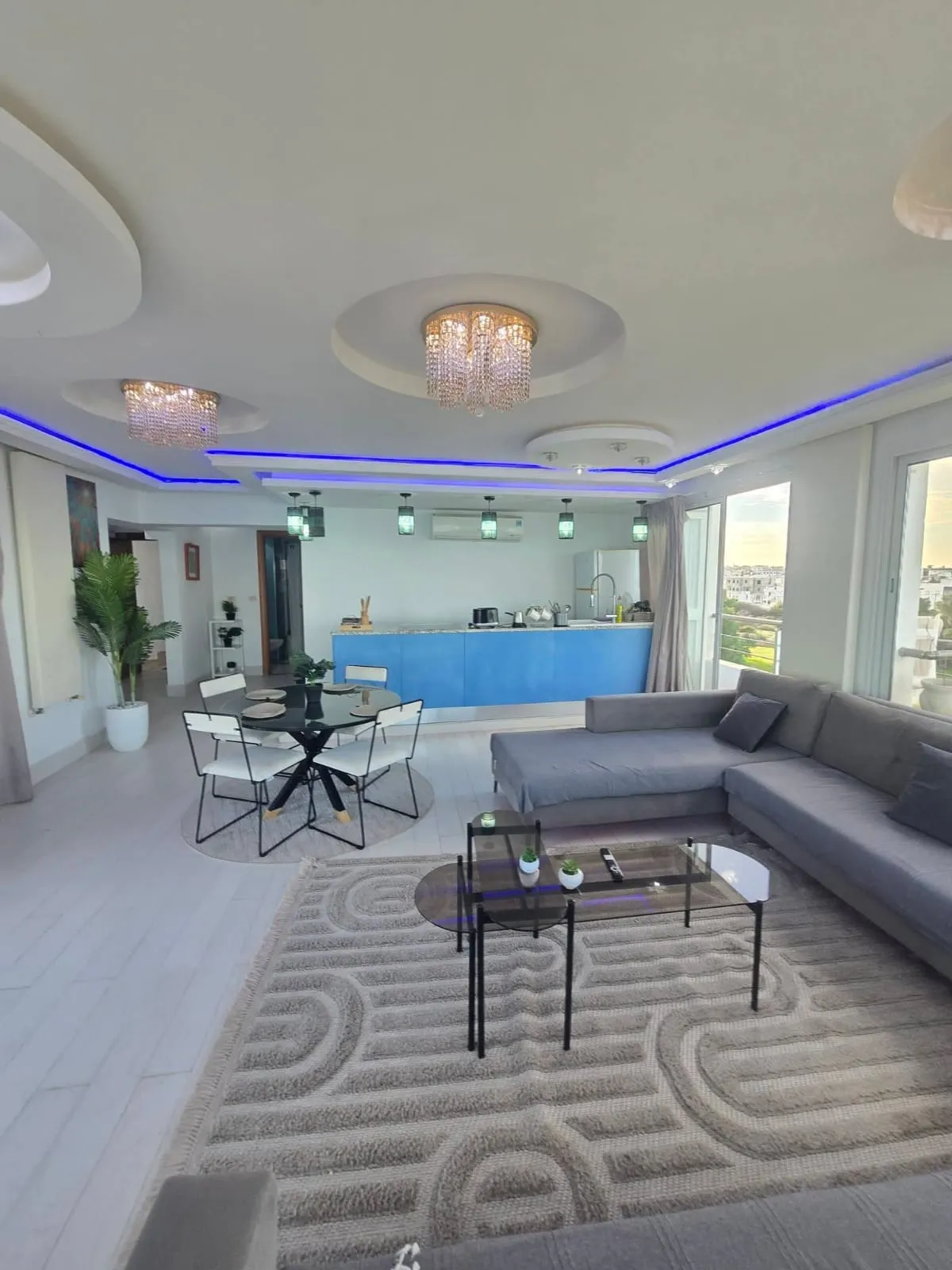 Penthouse : appartement s+2 Chott Mariem, Sousse