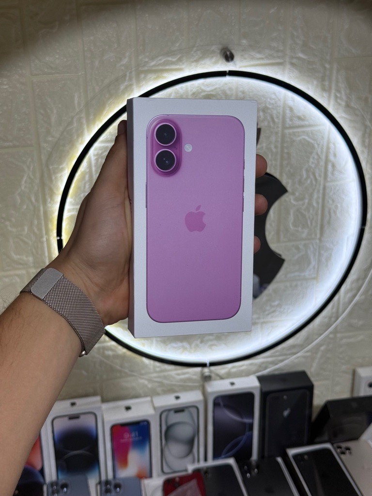 iPhone 16
