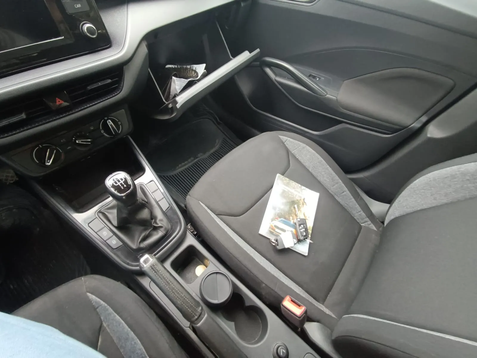 Skoda Fabia 2023 excellent etat , prix tres attractif 