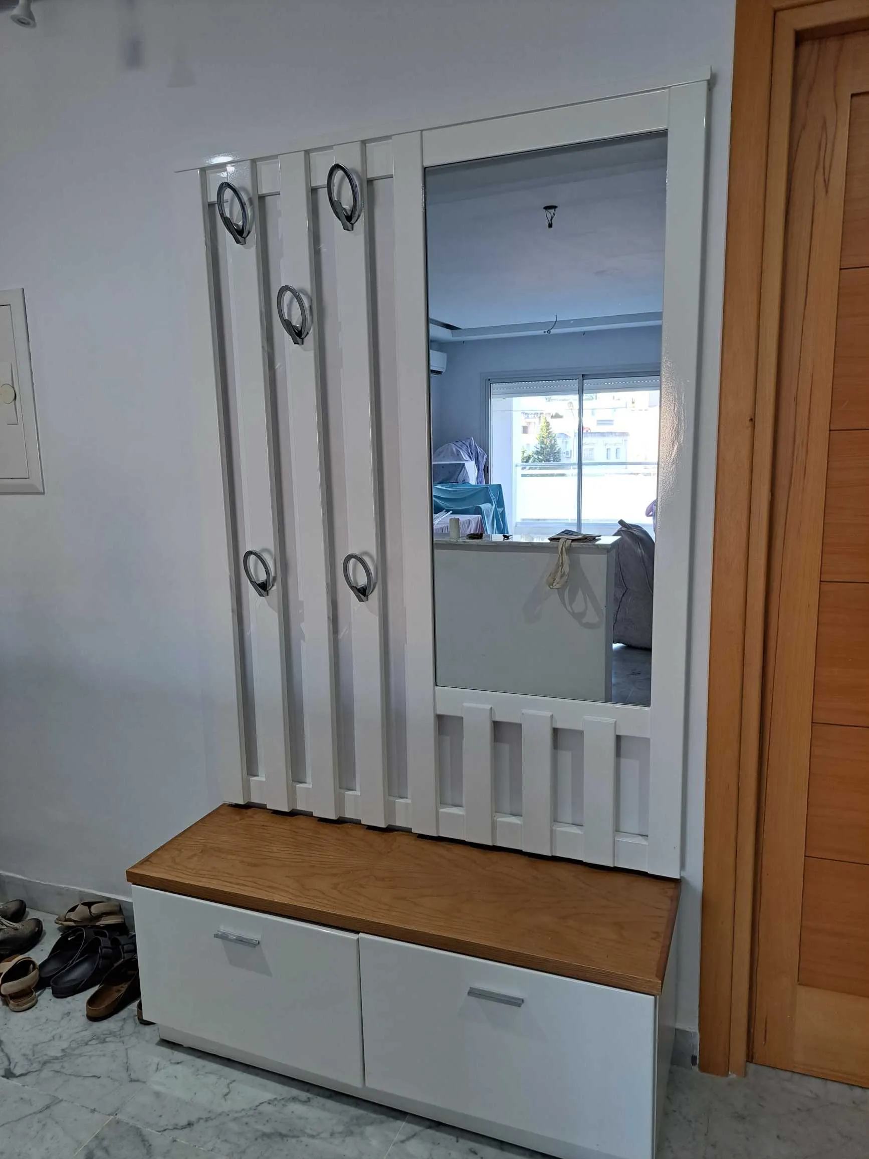 MEUBLE D'ENTREE et MEUBLE CHAUSSURE