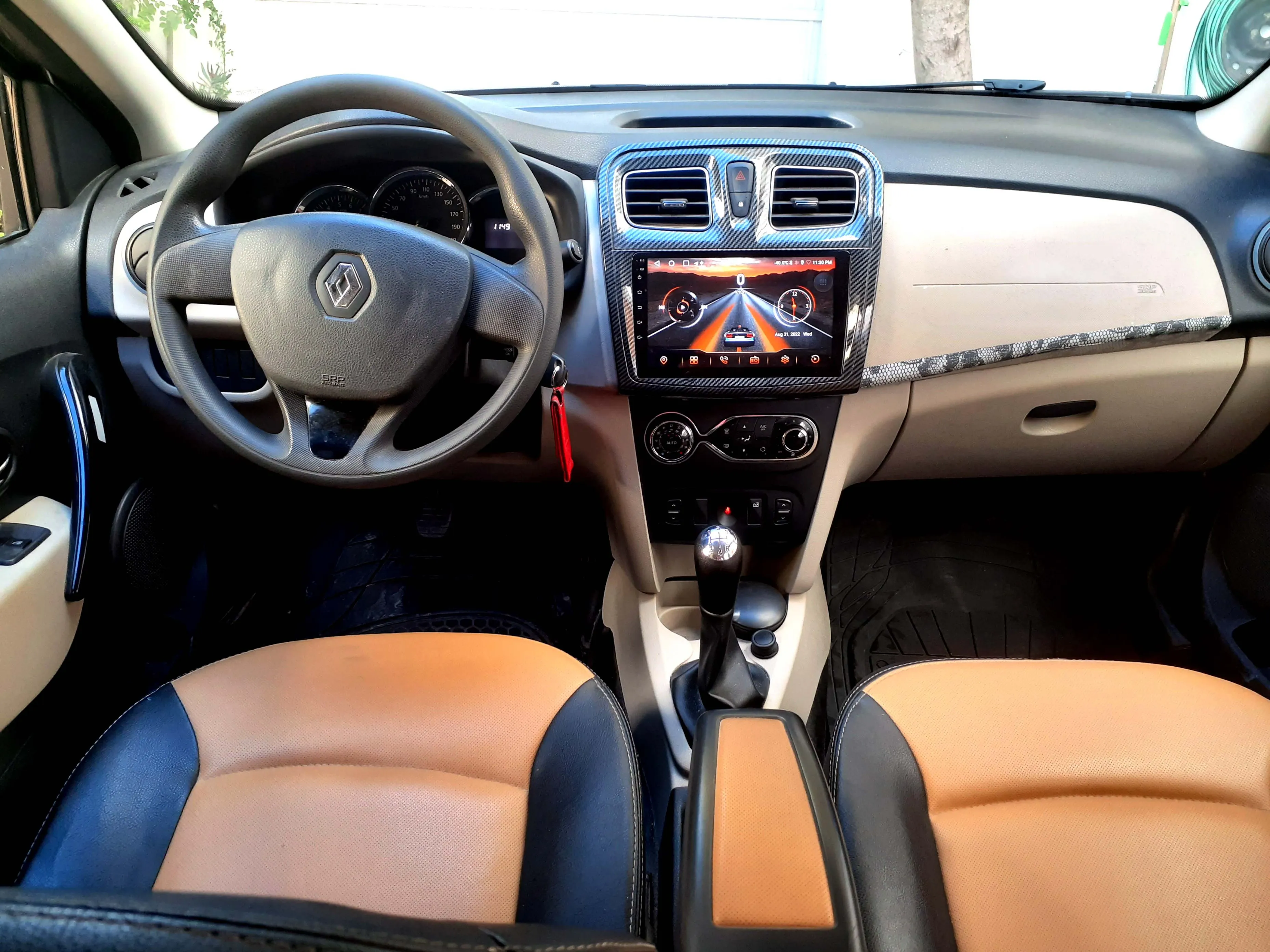 Renault symbol Élégance 100km première main tu 185