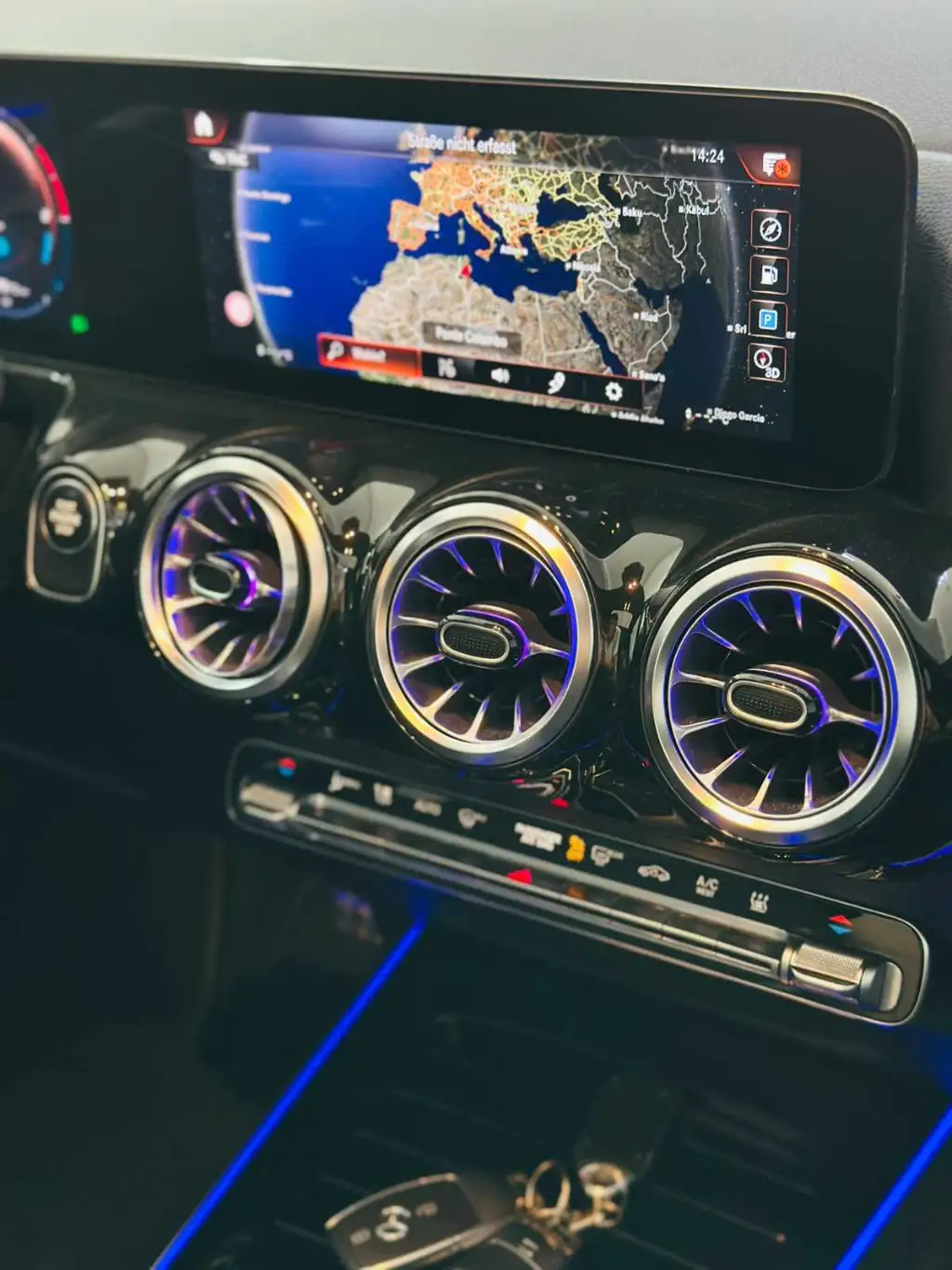 Mercedes Benz GLA 250e