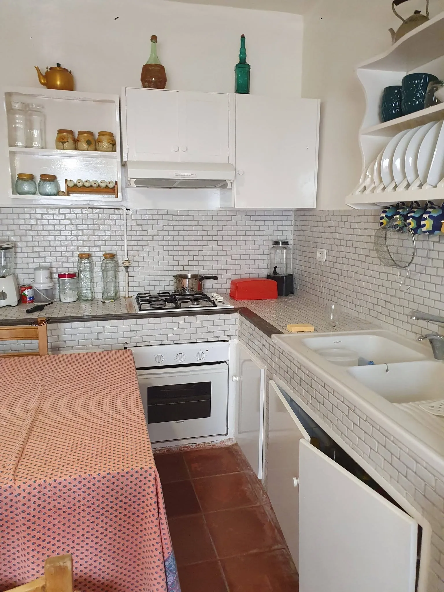 joli étage de villa meublée