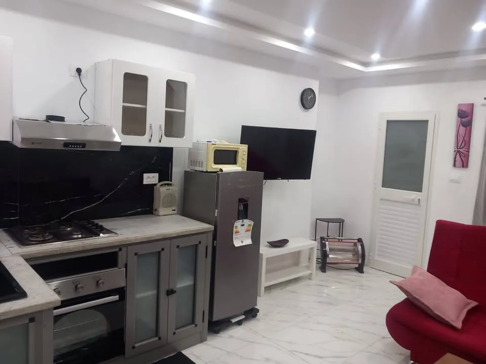 joli studio s0 meublée 