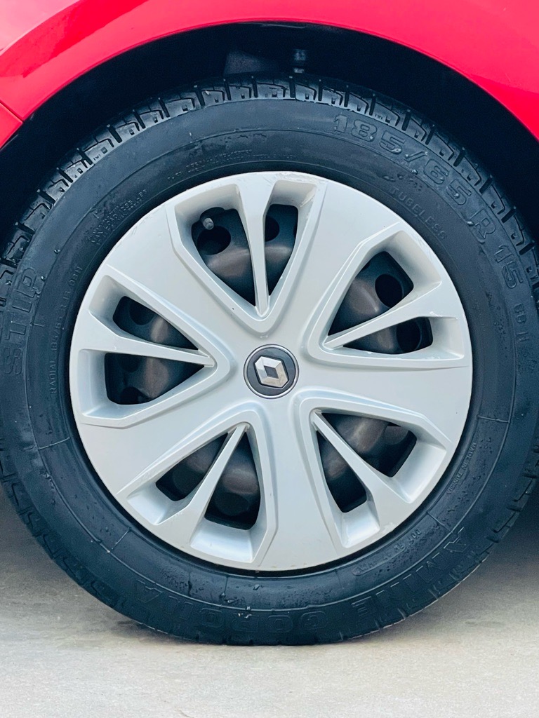 Clio 4 1er main moteur symbol