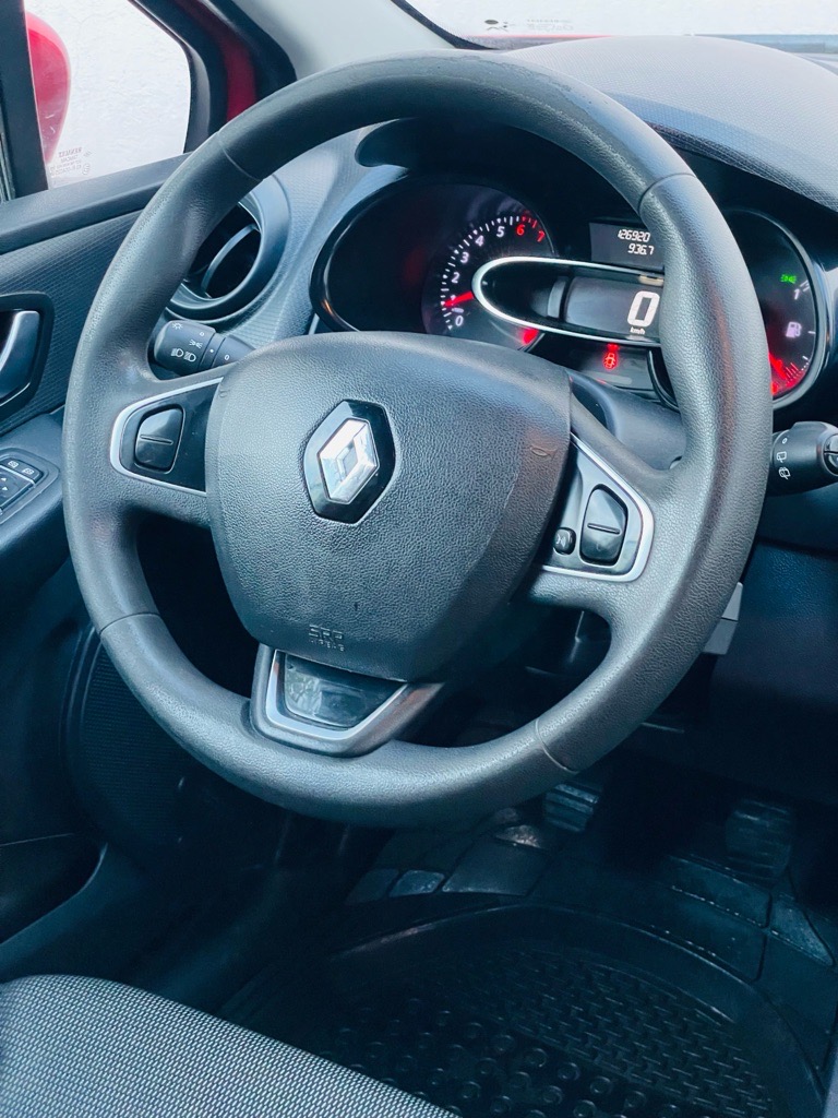 Clio 4 1er main moteur symbol