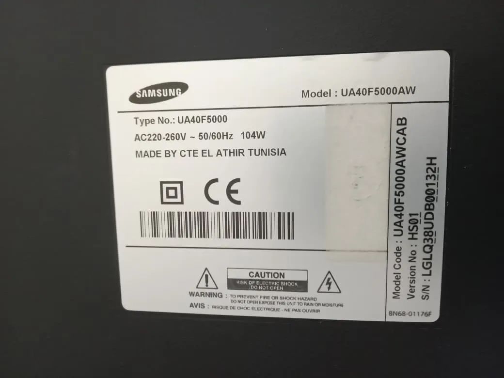 TV LED SAMSUNG 40 Pouces ; Serie 5 Full HD état neuf