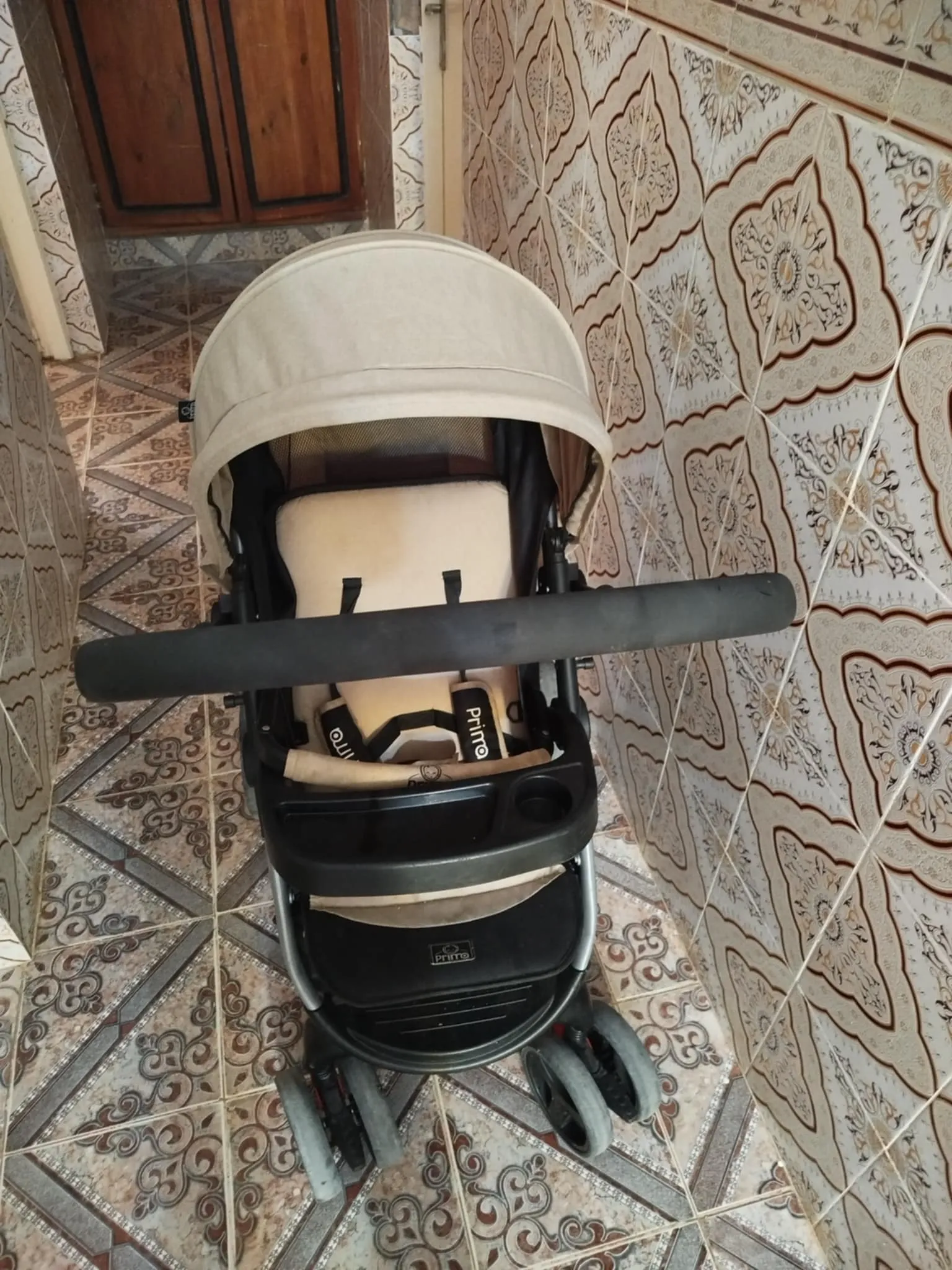 Vente au kef d'une poussette bébé Prima