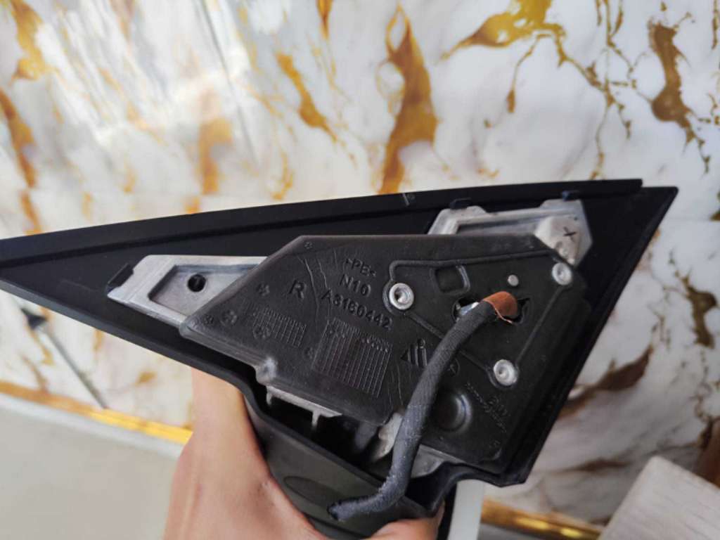 Rétroviseur Droit Mercedes C-Class W204 (Original)
