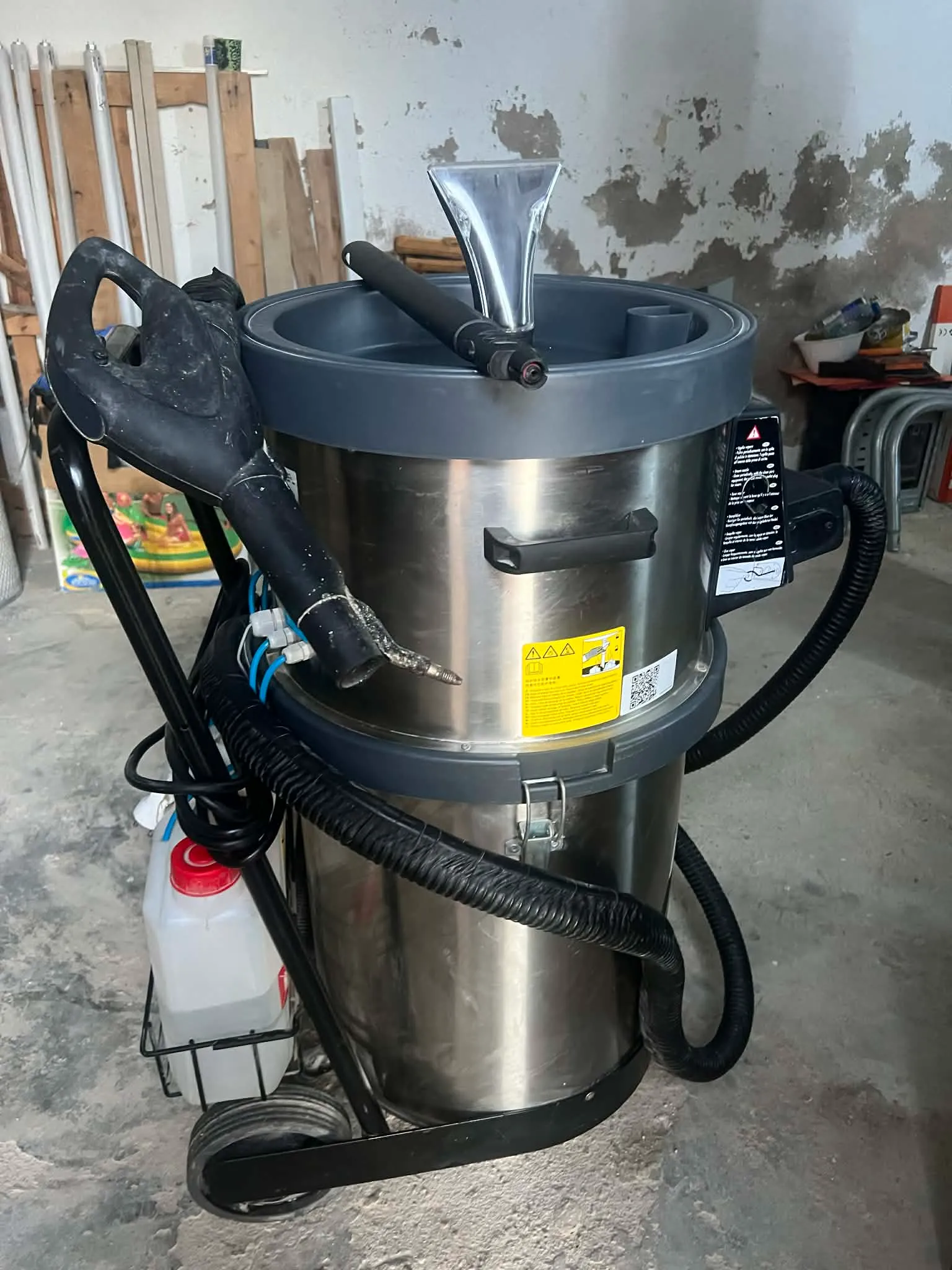 MACHINE A VAPEUR  PROFISSIONEL