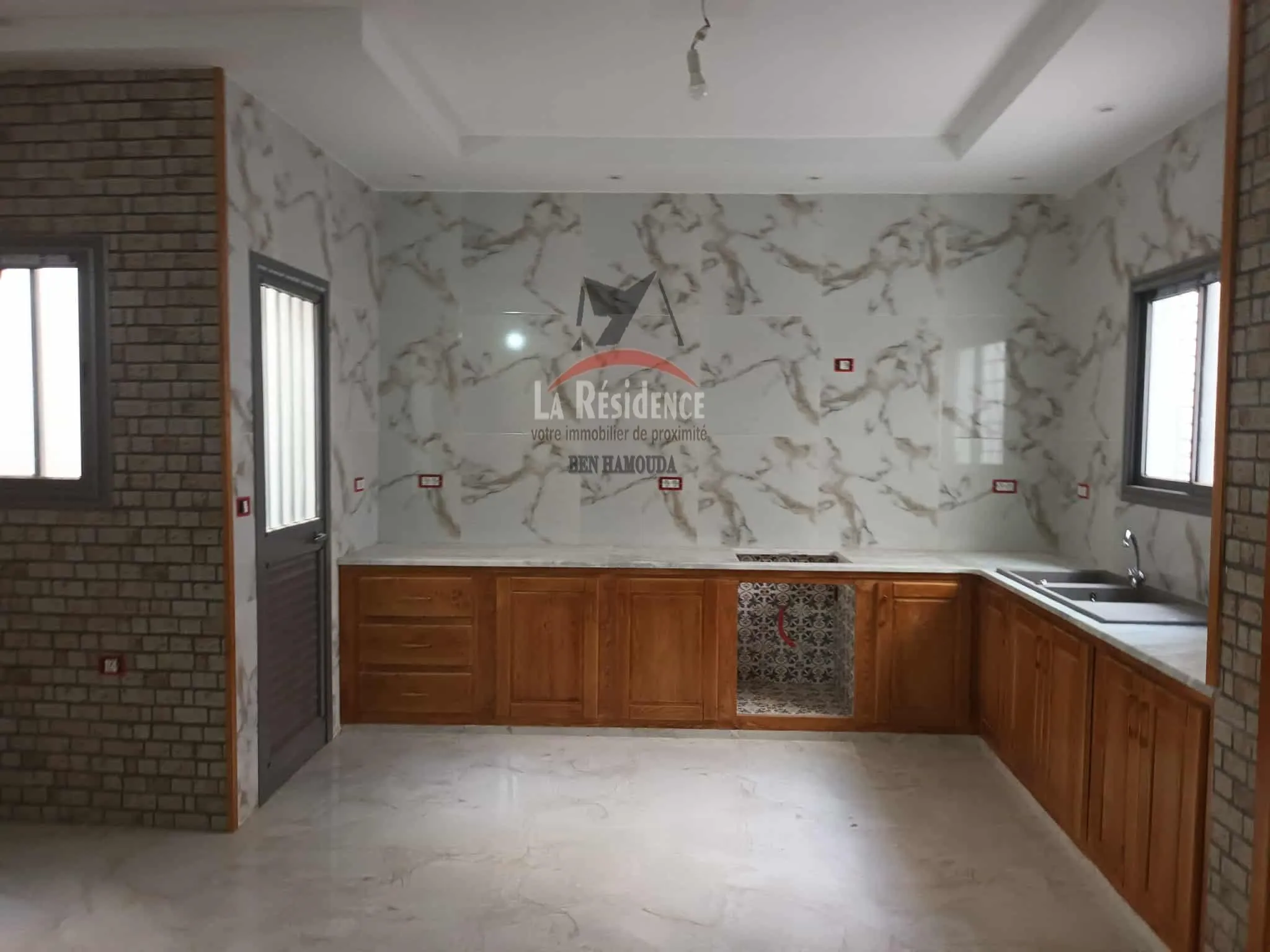 Maison Totalement indépendante . Ain meriem Bizerte