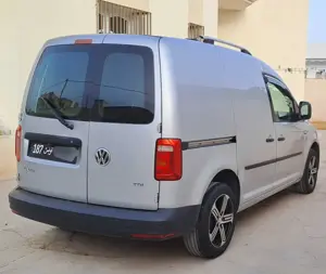 Tél  97 233 802 Caddy prestige 