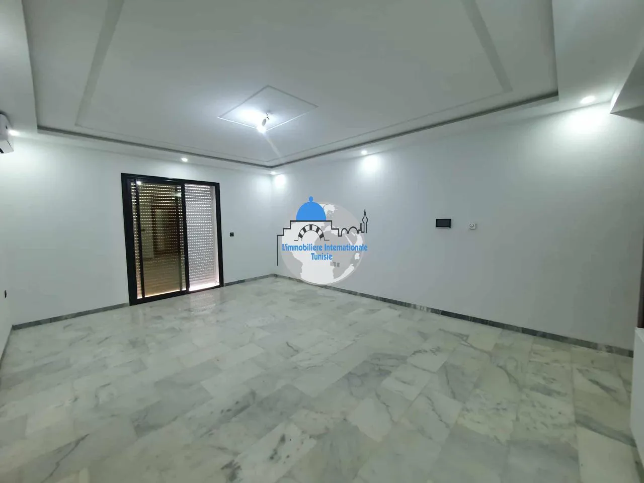 Appartement de luxe S+2 à louer -à Sahloul 4