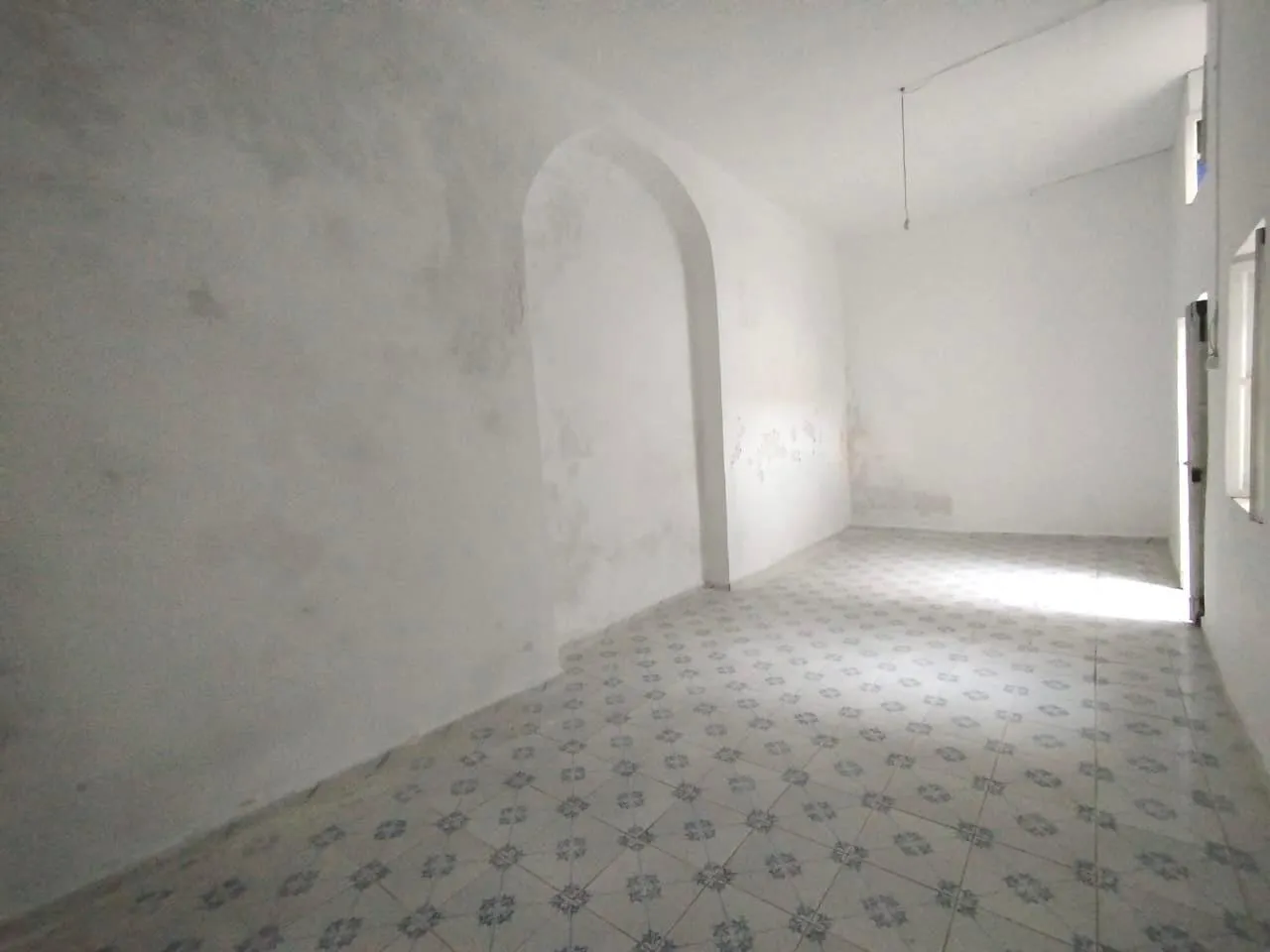 À VENDRE - Maison Traditionnelle Authentique à la Médina de Tunis,.