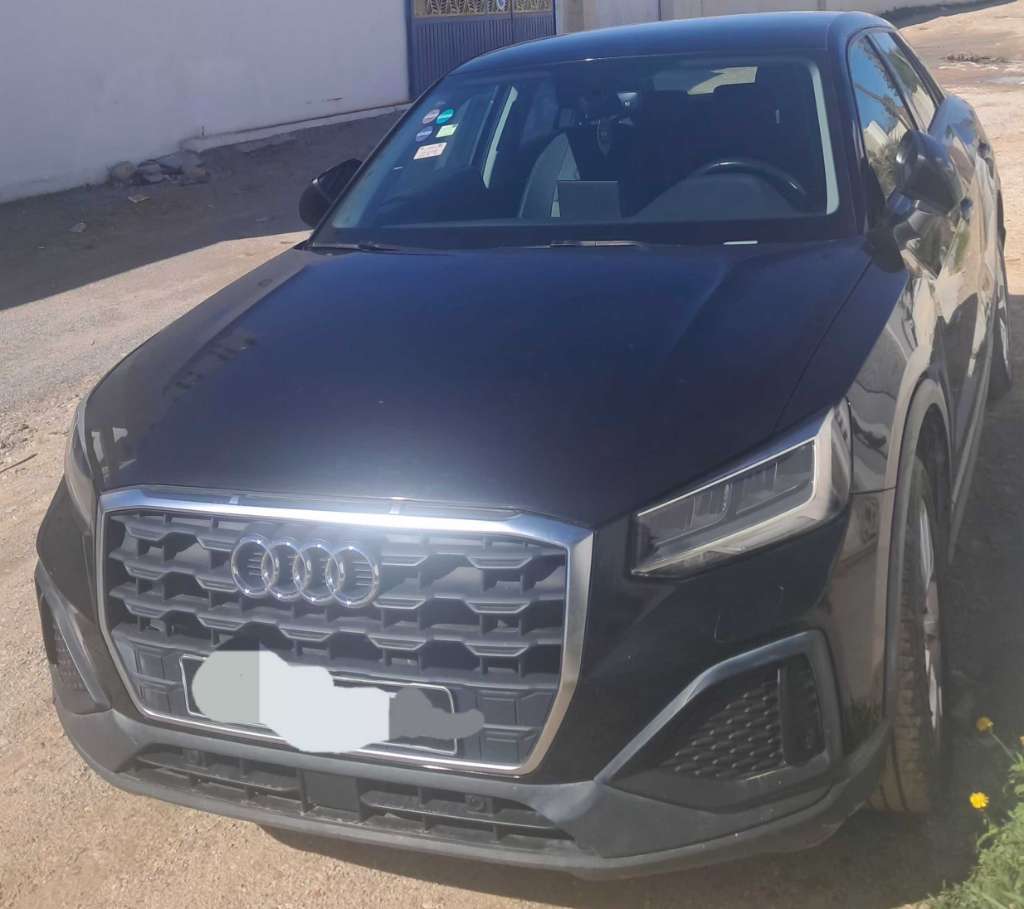 Vend Audi Q2 année 2021 en bon état 