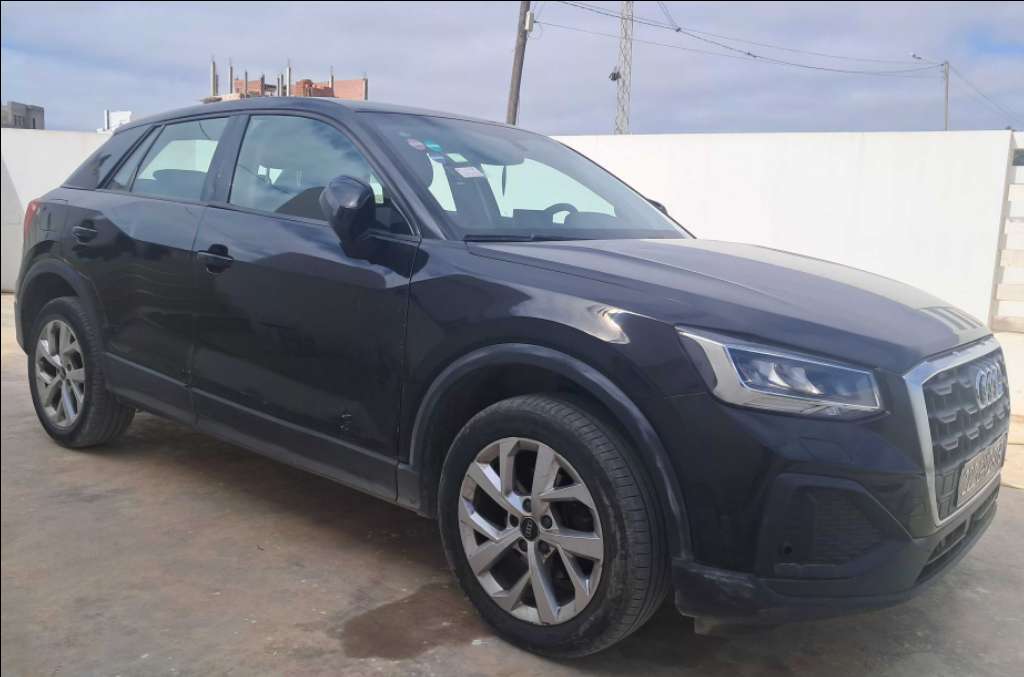 Vend Audi Q2 année 2021 