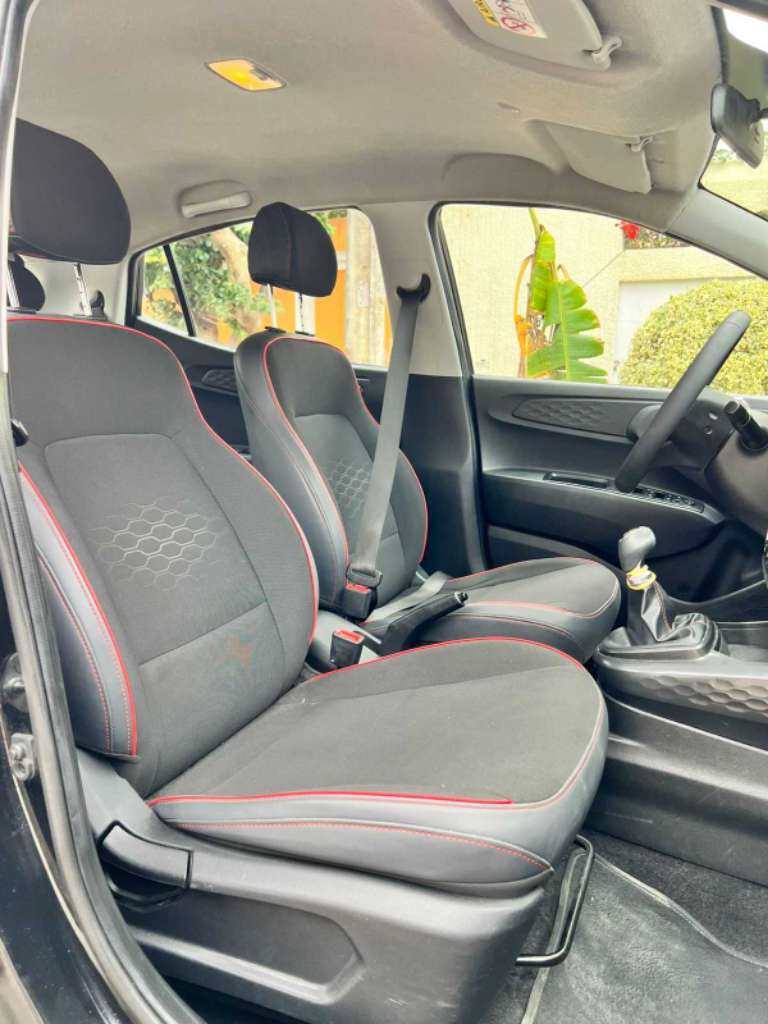 Hyundai grand i10 Essence  5chv 4 cylindre 