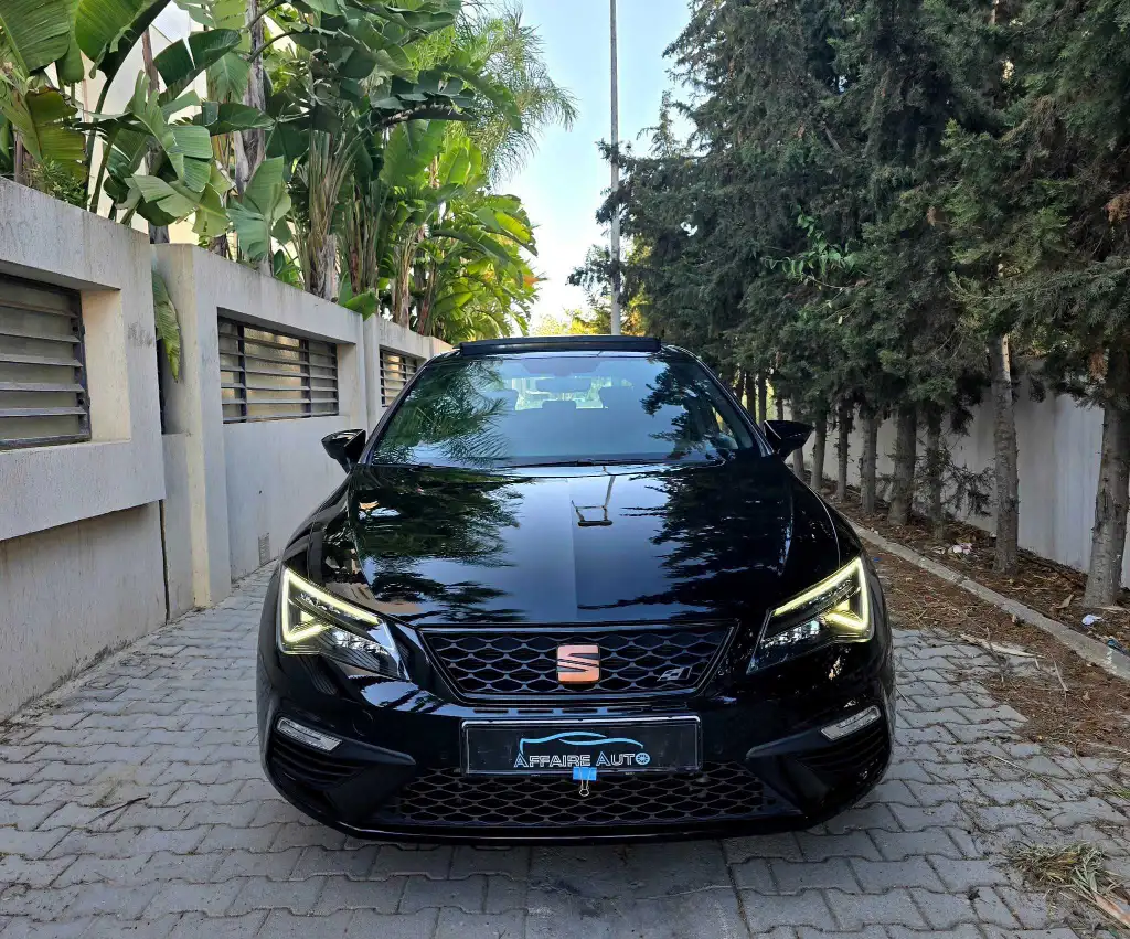 CUPRA 2020 ESSENCE 2LITRES 15.000KMđ„
đOn accepte l'Ă©change des voitures 29 130 012