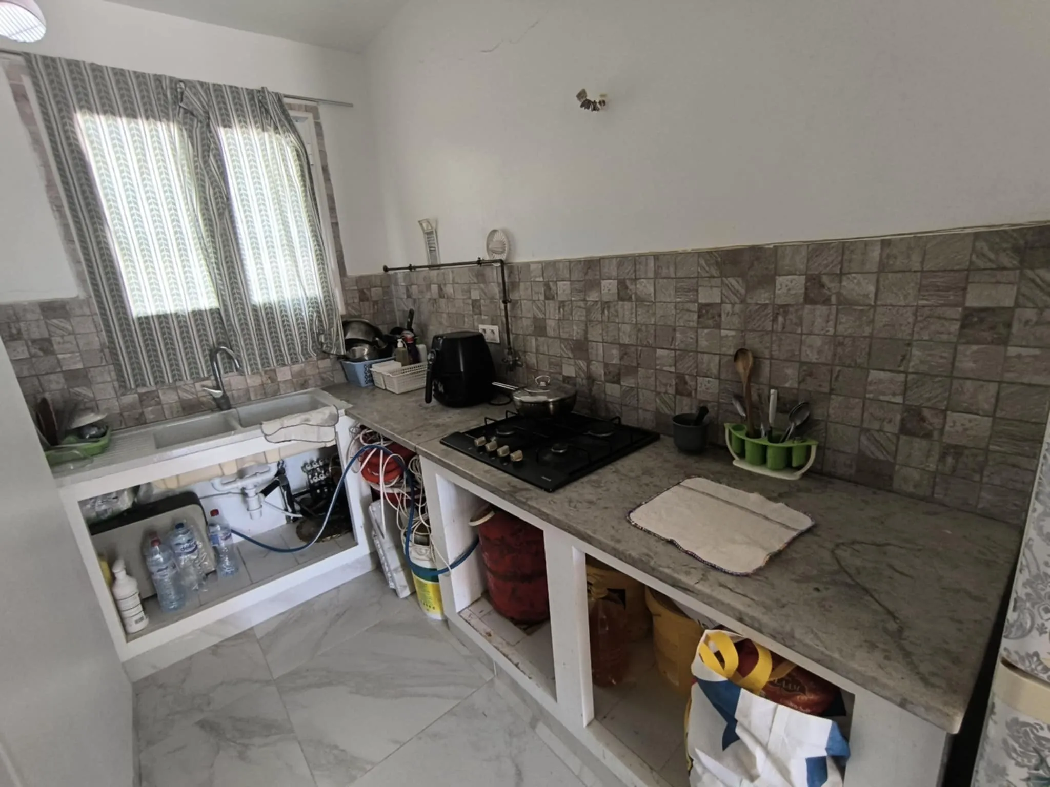 Un joli studio  a sousse a louer S+0 pour etudiantes