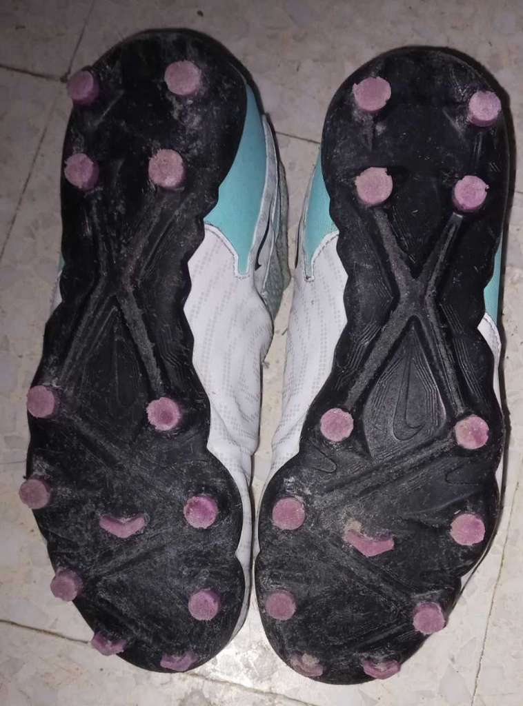 Crampons pointure 38 et 37.5