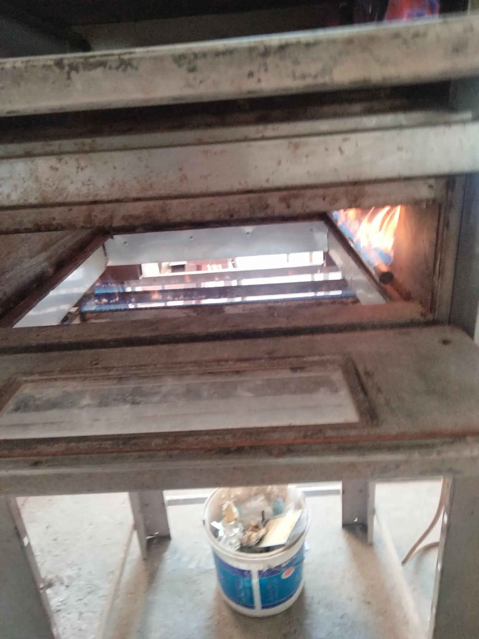 Fours pizza tabouna a gaz