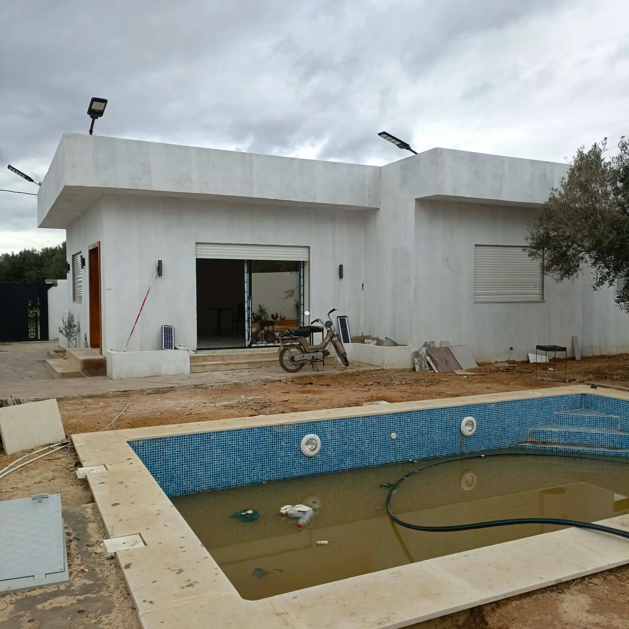 av VILLA FINI AVEC PISCINE à hamammet sud 