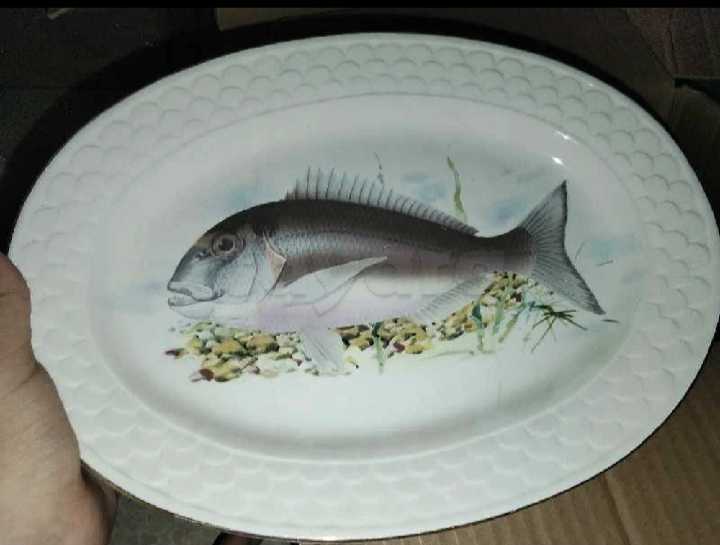 Service a manger thème poisson 