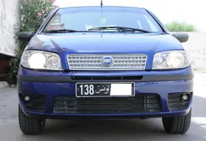 Punto 3 TEL : 99.976.624 PRIX 18.700