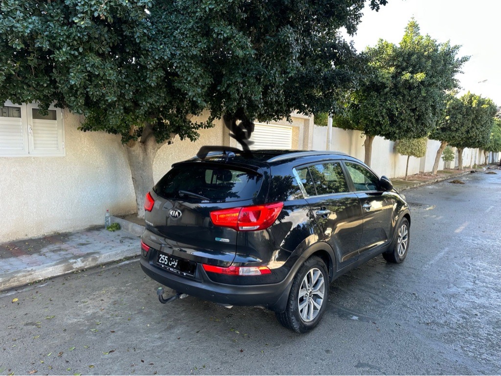 Kia Sportage diesel 1.7l importĂš premiere main etat neuf