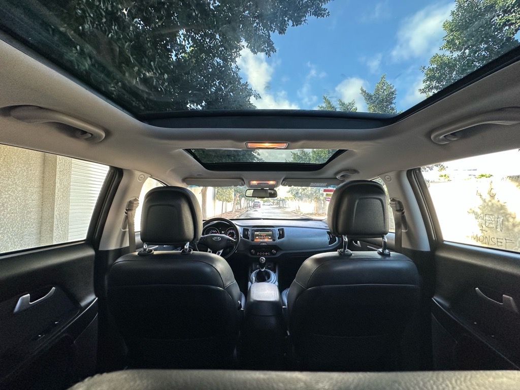 Kia Sportage diesel 1.7l importĂš premiere main etat neuf