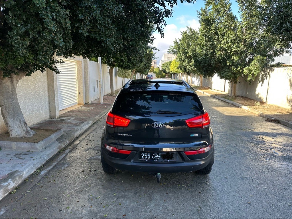 Kia Sportage diesel 1.7l importĂš premiere main etat neuf