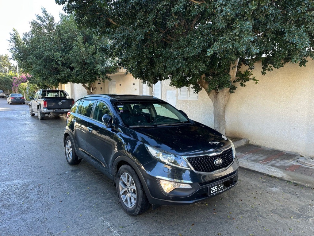 Kia Sportage diesel 1.7l importĂš premiere main etat neuf