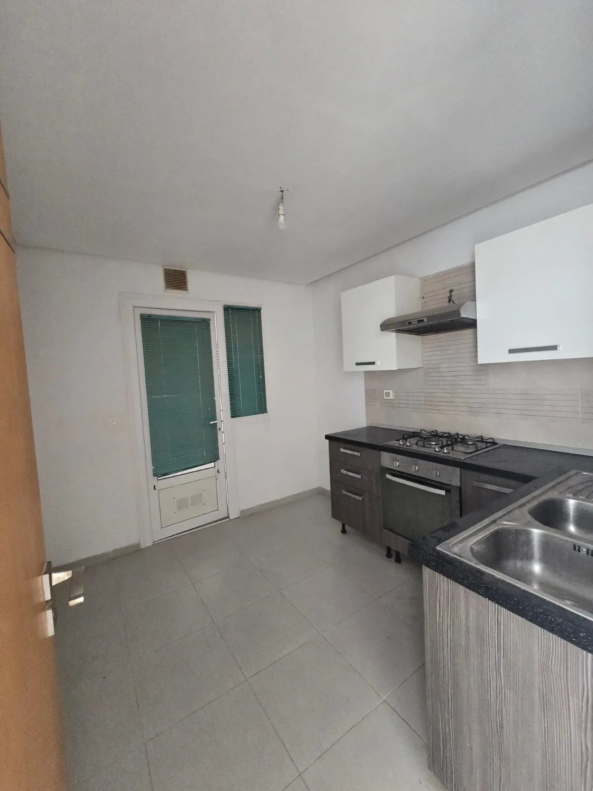 À vendre – Appartement S+2 à Sahloul 4
