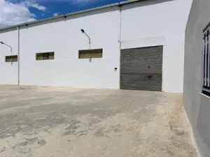 Dépôt industriel à louer – El Mghira 3
